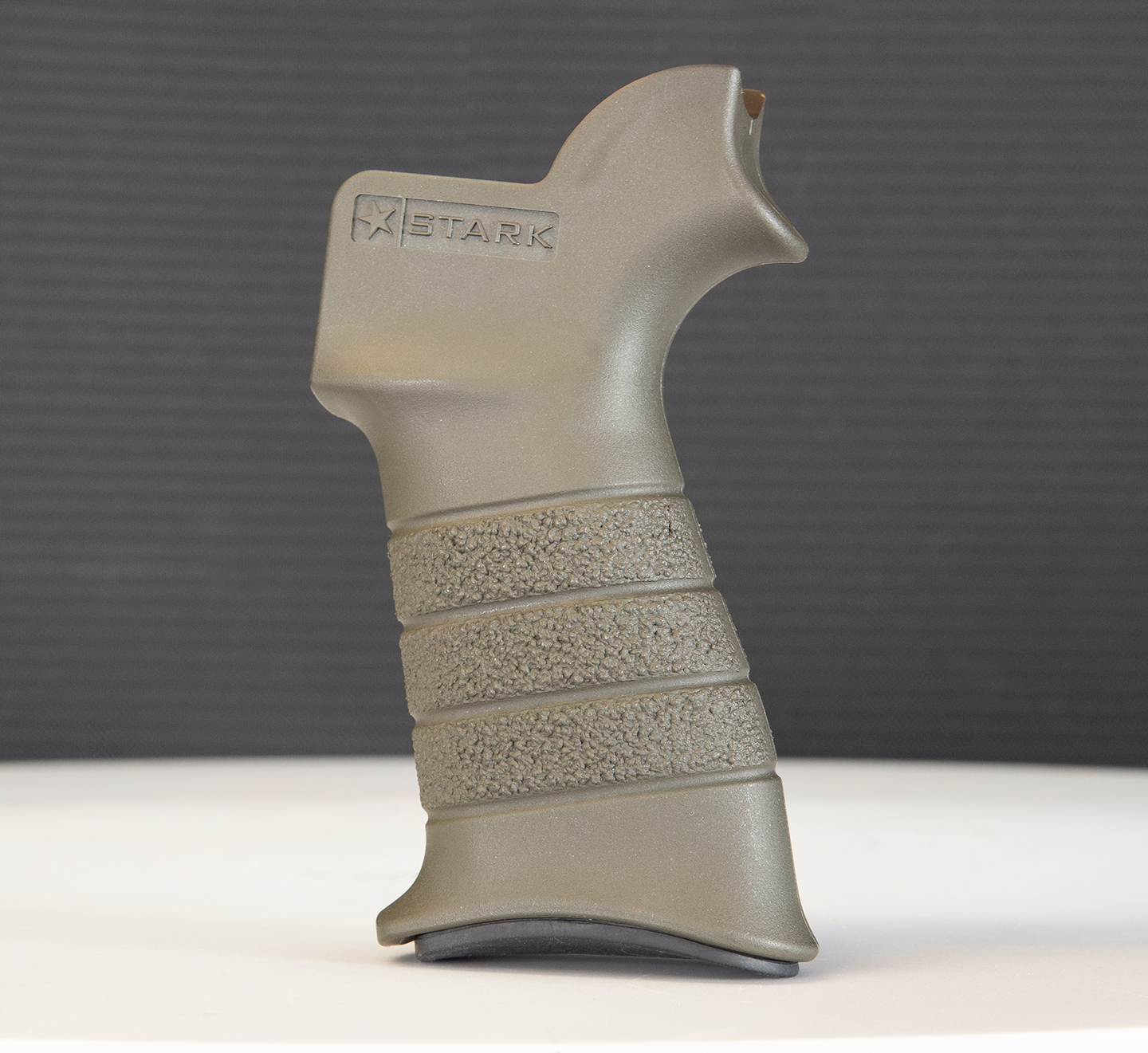 Pistol Grip Stark AR